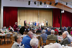 Seniorenadventsfeier im Haus des Gastes (Foto: Karl-Franz Thiede)